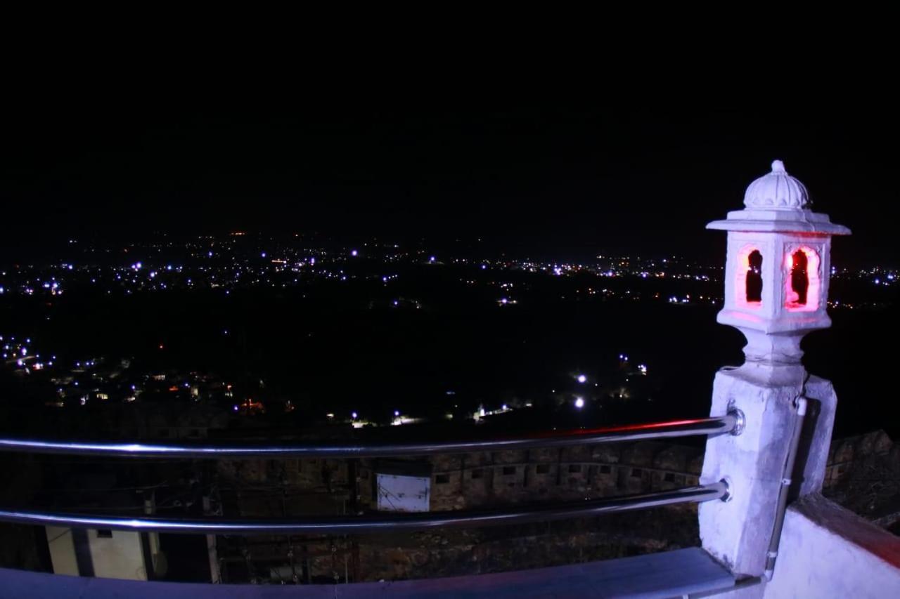 Chittorgarh Fort Haveli Bed & Breakfast ภายนอก รูปภาพ